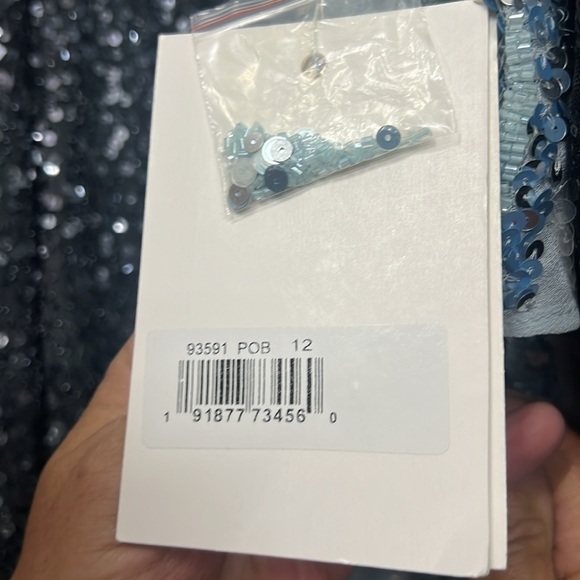 Mac Duggal 93591 NWT SEQUINED V NECK FLUTTER SLEEVE TEA LENGTH DRESS - Picture 8 of 12